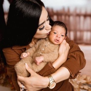 Meet your Posher, Daniela